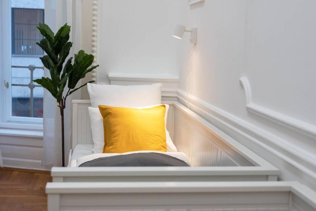 Best Located, 150 M2 5 Bedrooms Apt., Budapešť Exteriér fotografie